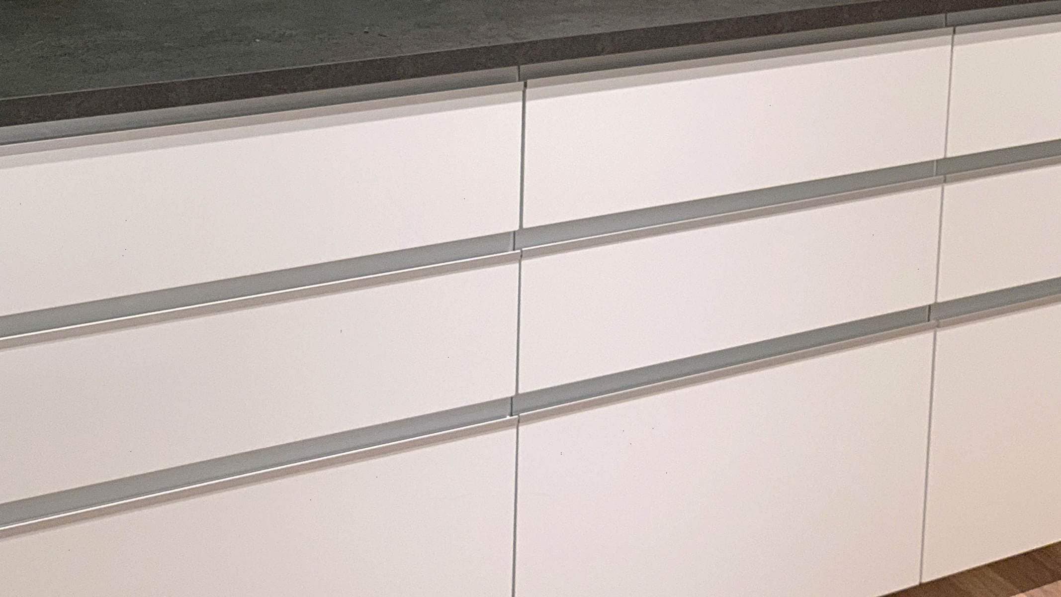 Grifflose Küchentüren für IKEA Faktum Küchen - Das U12-Muster | Faktum